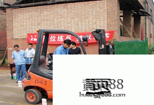 上海叉車(chē)租賃 高效靈活的物流解決方案